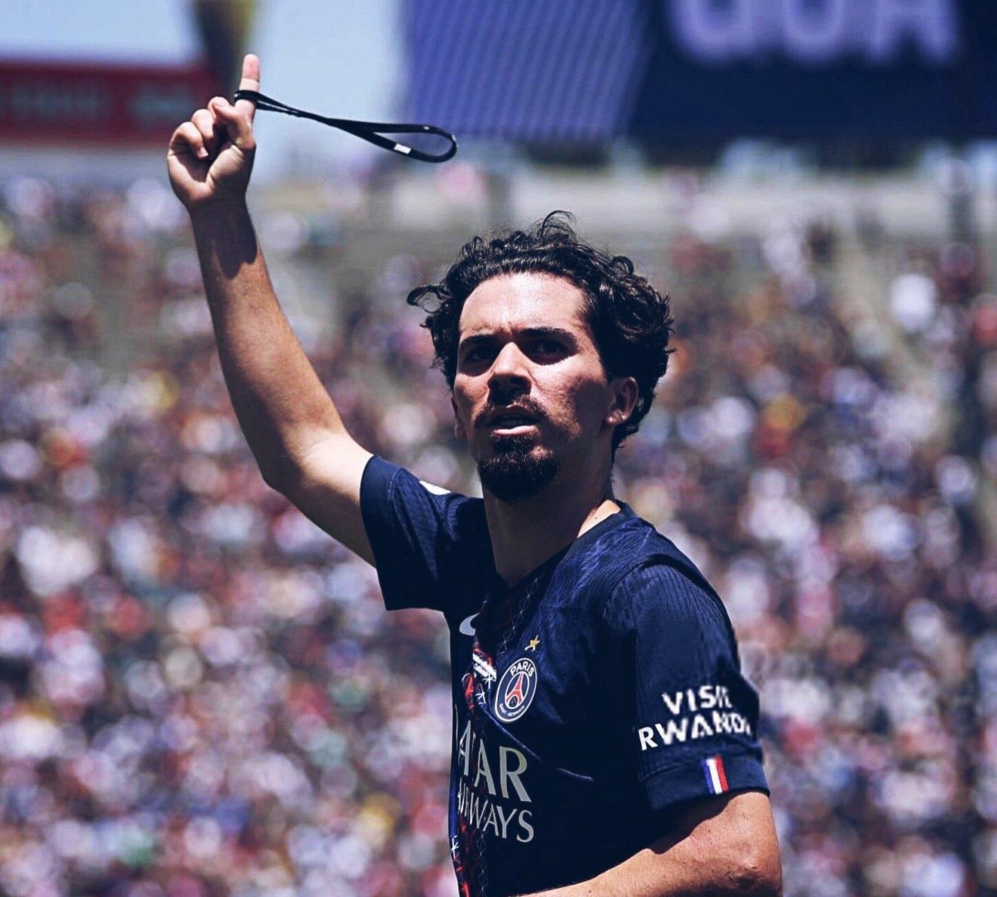 九游娱乐赛前拜仁慕尼黑复出首秀：西甲节点到来；悬念犹存；球探报告显示潜力的简单介绍