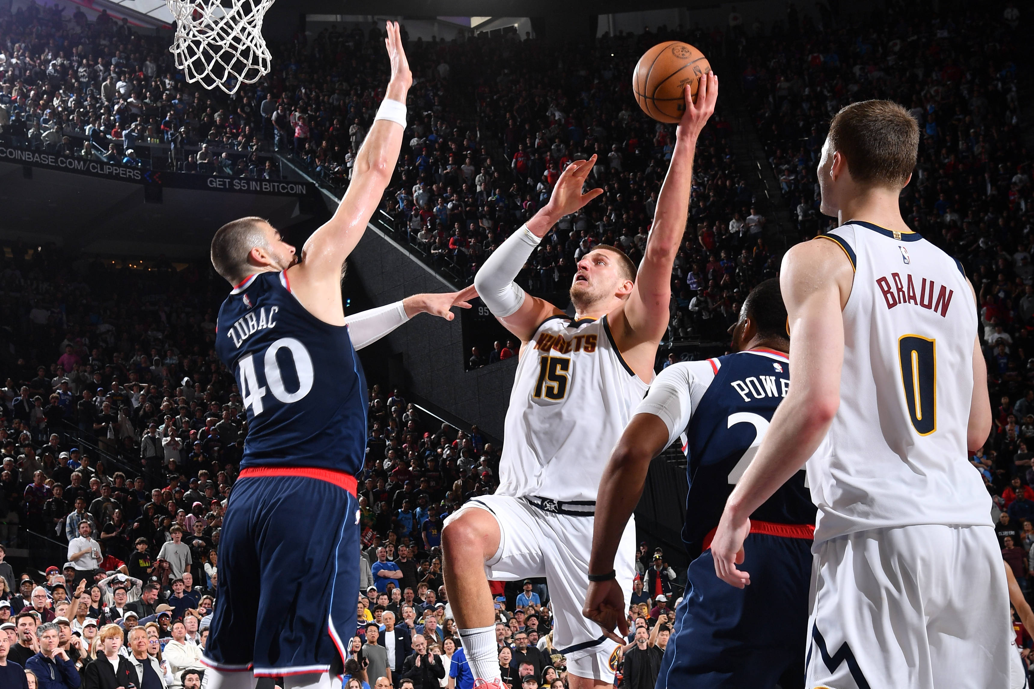 九游体育今晚突围战来临,芝加哥公牛围绕CBA季后赛绝杀压哨,气氛紧张,赛程密集仍需轮换的简单介绍